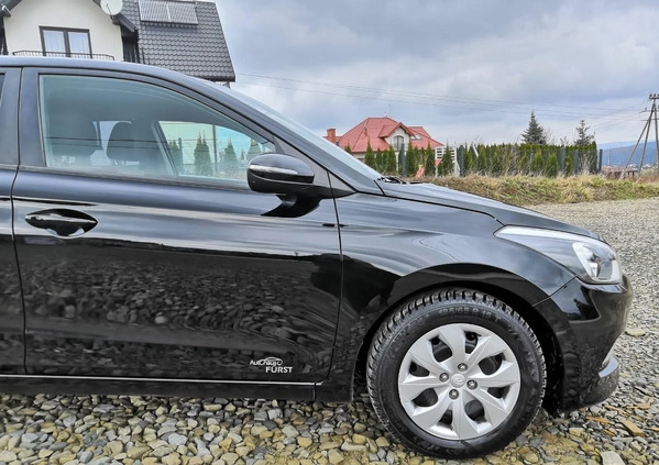 Hyundai i20 cena 25900 przebieg: 179000, rok produkcji 2015 z Skarszewy małe 781